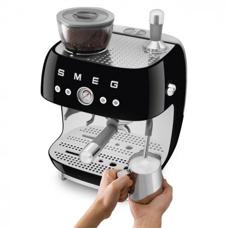 Machine à café Expresso manuelle avec broyeur intégré SMEG Noir